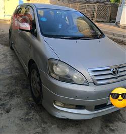 Toyota Ipsum